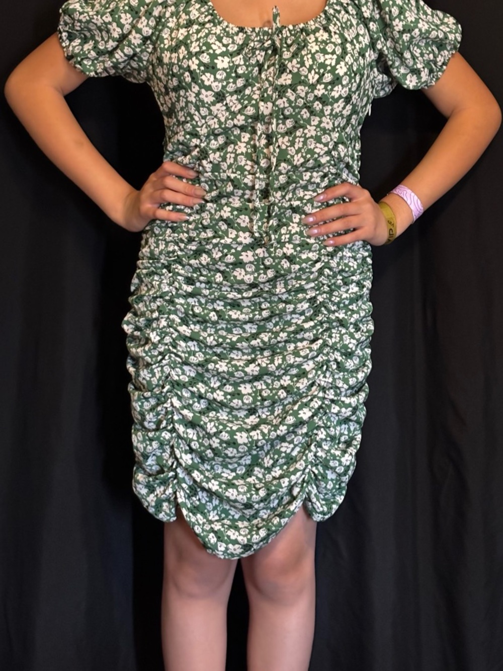 🍐 Floral Green dress
